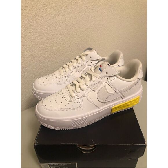 Nike Women’s Air Force 1 Fontanka Size 9.5 - Picture 1 of 7